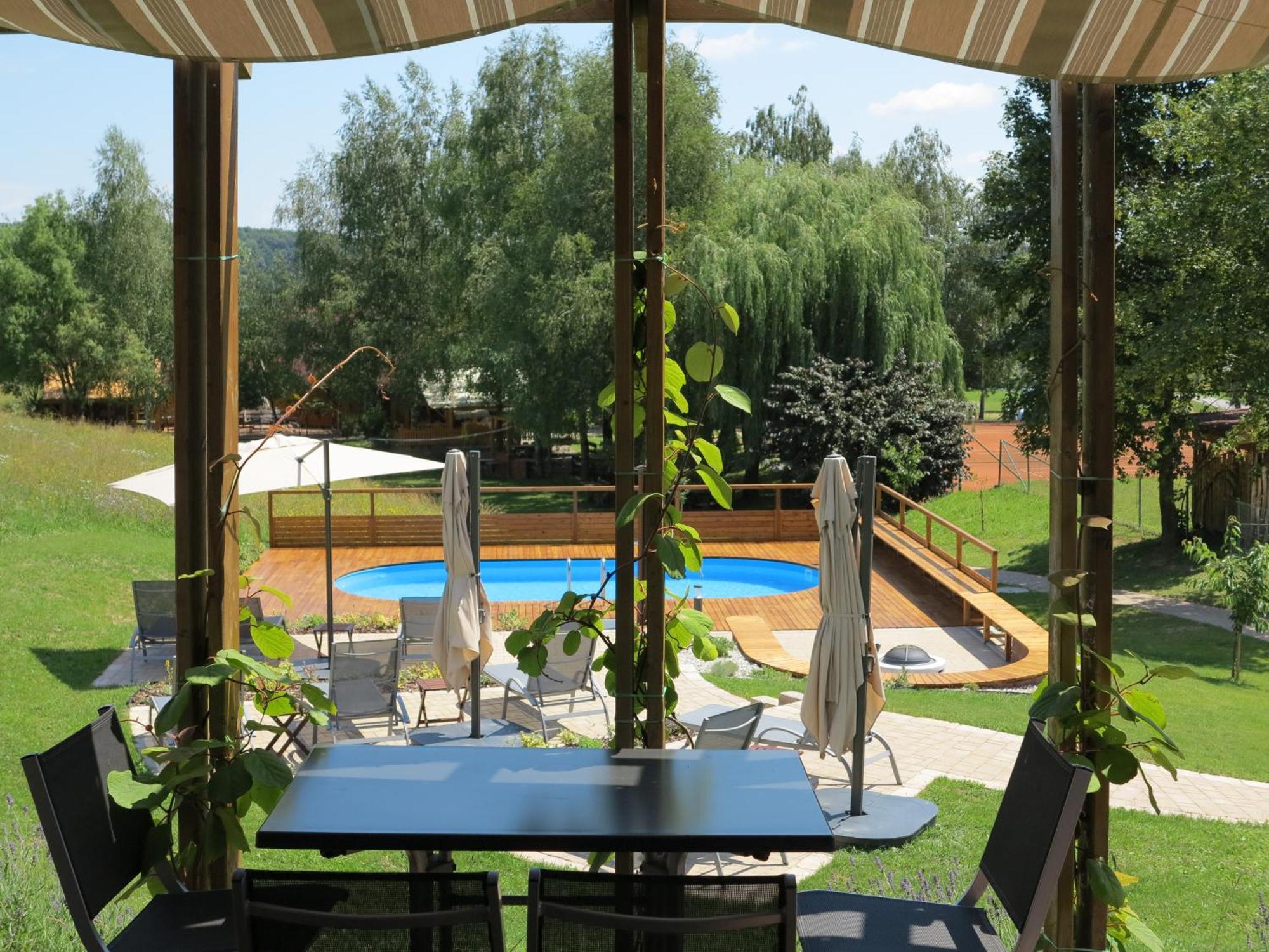 Naturasort Holiday Houses Pesnica pri Mariboru Buitenkant foto