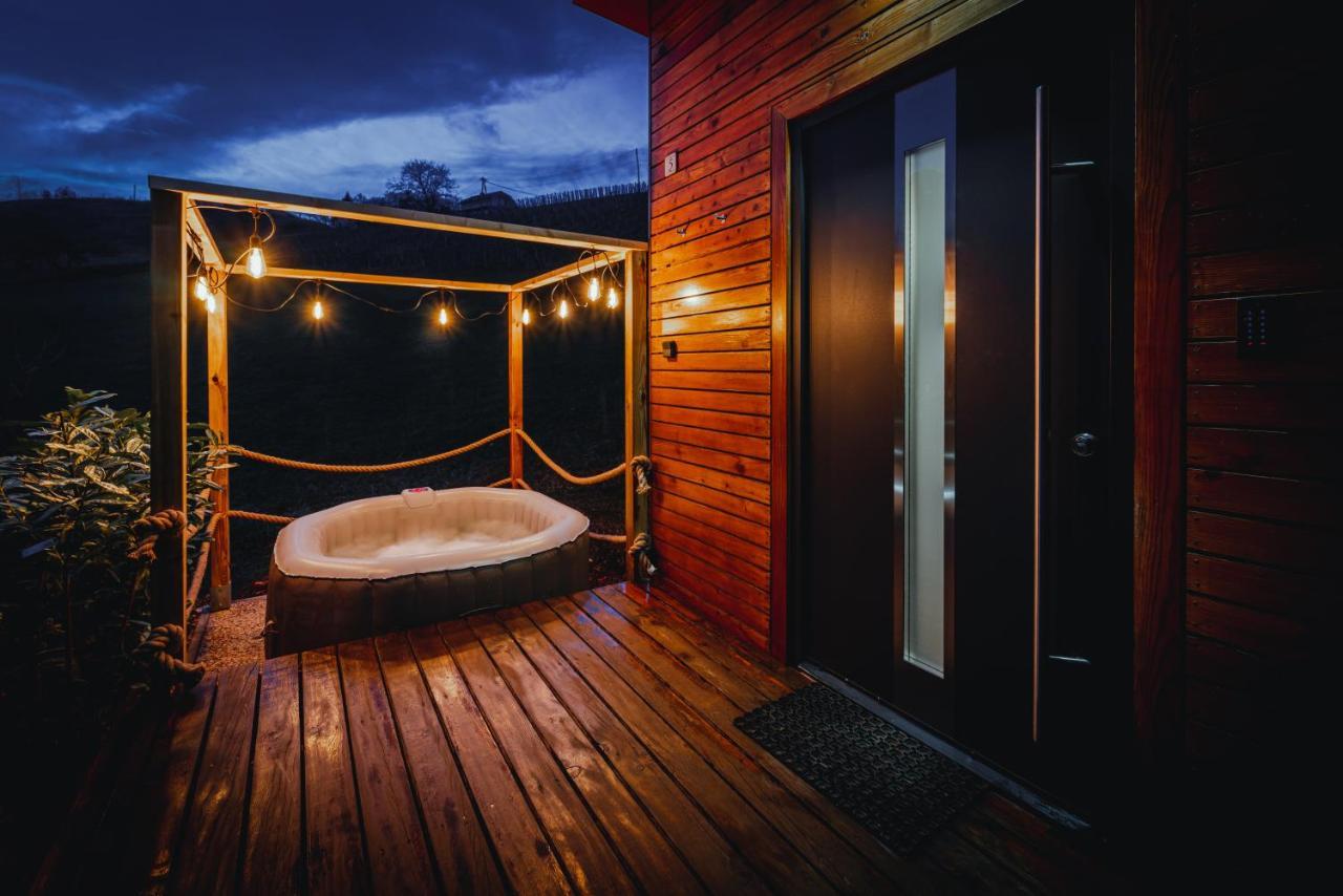 Naturasort Holiday Houses Pesnica pri Mariboru Buitenkant foto