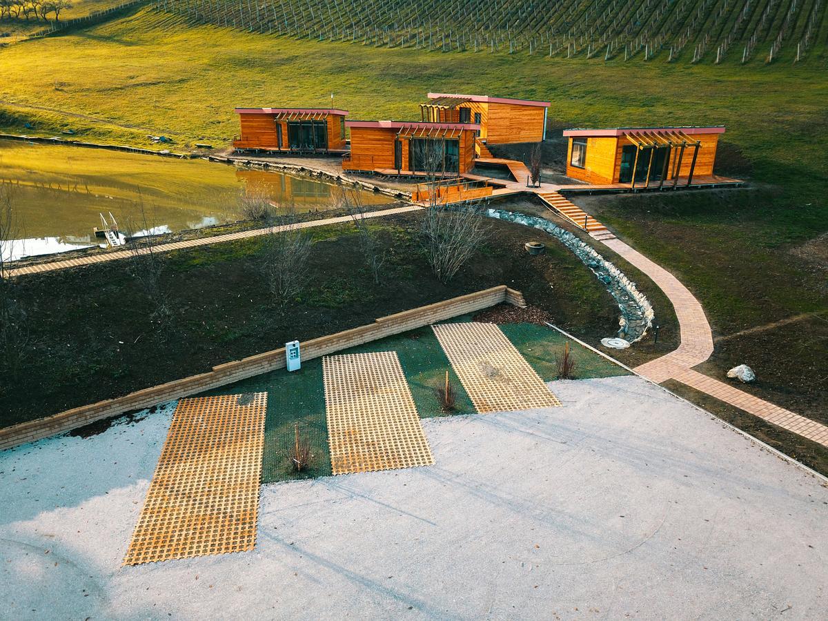Naturasort Holiday Houses Pesnica pri Mariboru Buitenkant foto
